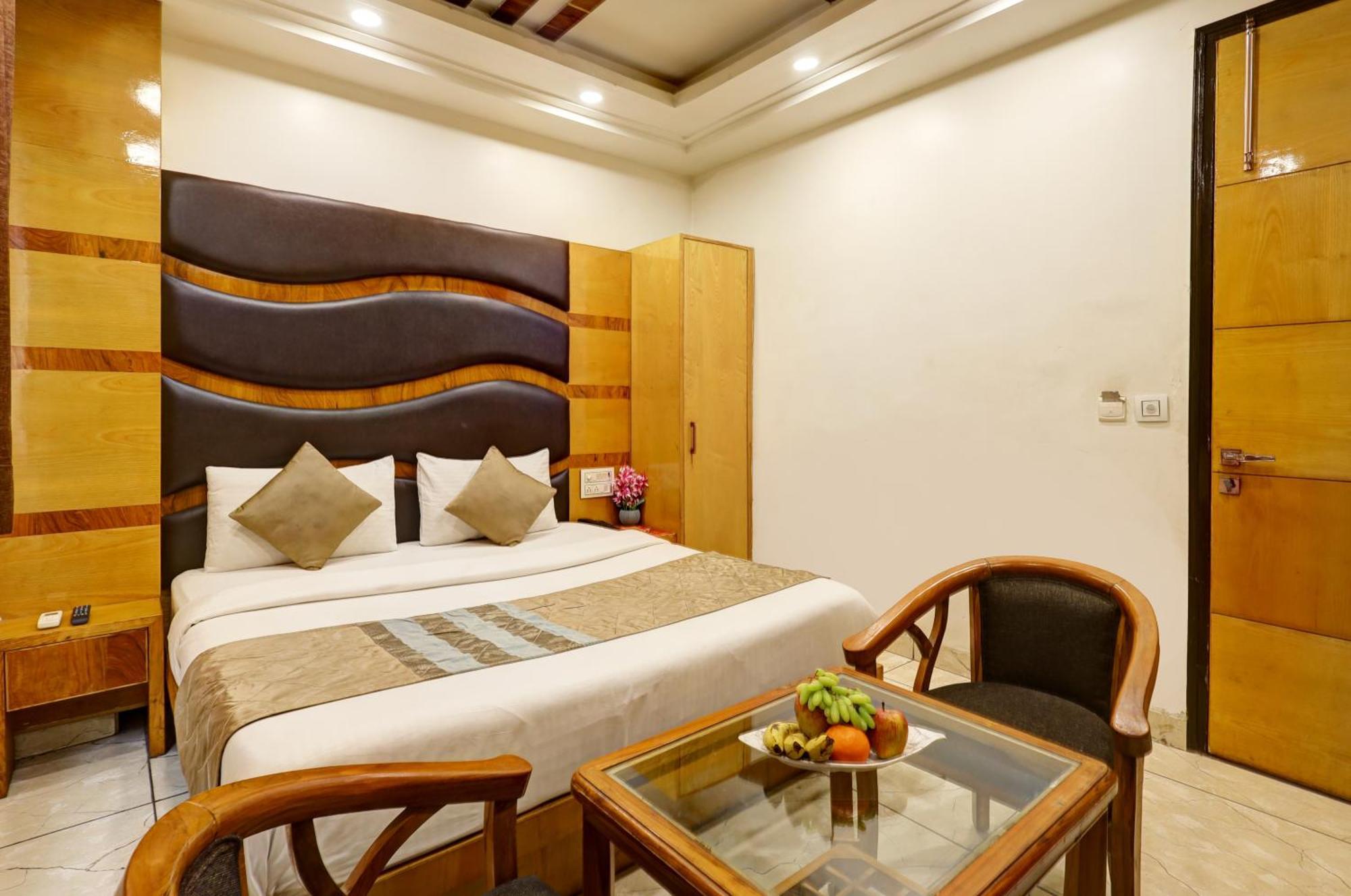 Hotel Church View Near Railway Station New Delhi